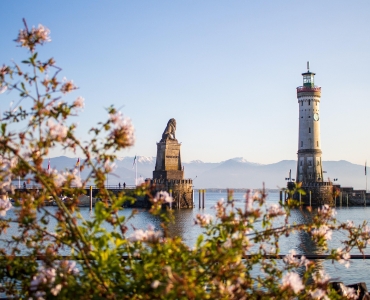 Lago di Costanza: tra borghi e giardini, in battello attraverso tre Paesi